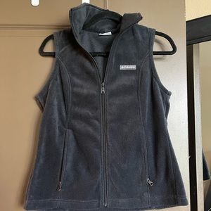 Columbia Fleece Vest Size S NWOT Black